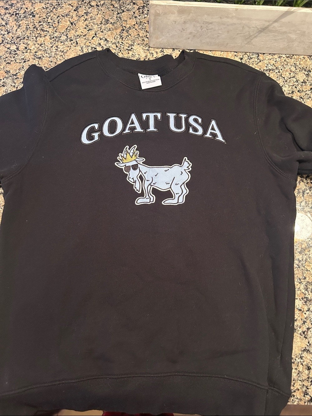 GOAT USA Black Graphic Pullover Crewneck Sweatshirt- new!